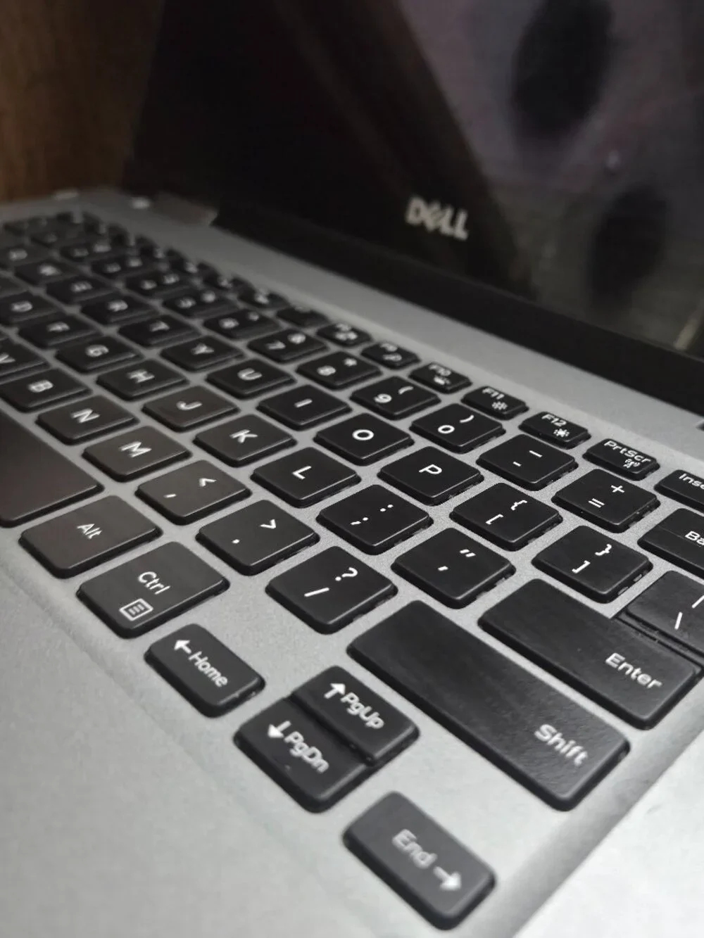 Dell Inspiron Hybrid 2in1 Touchscreen Laptop
